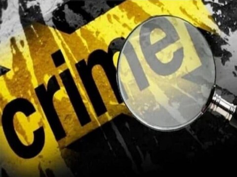 बिहार के बांका में एक ही परिवार के तीन लोगों की संदेहास्पद मौत हो गई 