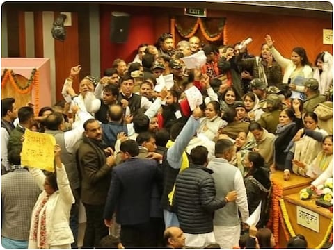 दिल्ली नगर निगम के लिए एक बार फिर मेयर, डिप्टी मेयर और स्टैंडिंग कमेटी के सदस्यों के चुनाव की सरगर्मी तेज हो गई है. (फाइल फोटो पीटीआई) 