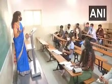 पीरियड्स में छात्राओं को नहीं रहेगी अटेंडेंस की टेंशन! यहां हुआ बड़ा फैसला...