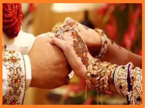 पुराने कानूनों के मुताबिक गैर-मुस्लिम जोड़े देश के शरिया कानून का पालन किए बिना शादी और तलाक नहीं कर सकते थे. (सांकेतिक तस्वीर)