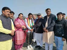 BJP ने बनाया वाइस चेयरमैन का प्रत्याशी तो ‘कांग्रेसी’ हो गई रीना, पति बोला...