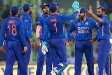 रायपुर मैच को लेकर टिकटों की कालाबाजारी, घूम-घूमकर तलाशे ग्राहक, 9 गिरफ्तार