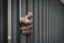 दिल्ली: कड़ाके की ठंड में जेल कैदियों को मिलेगी राहत, नहाने के लिए दिया जाएगा गर्म पानी