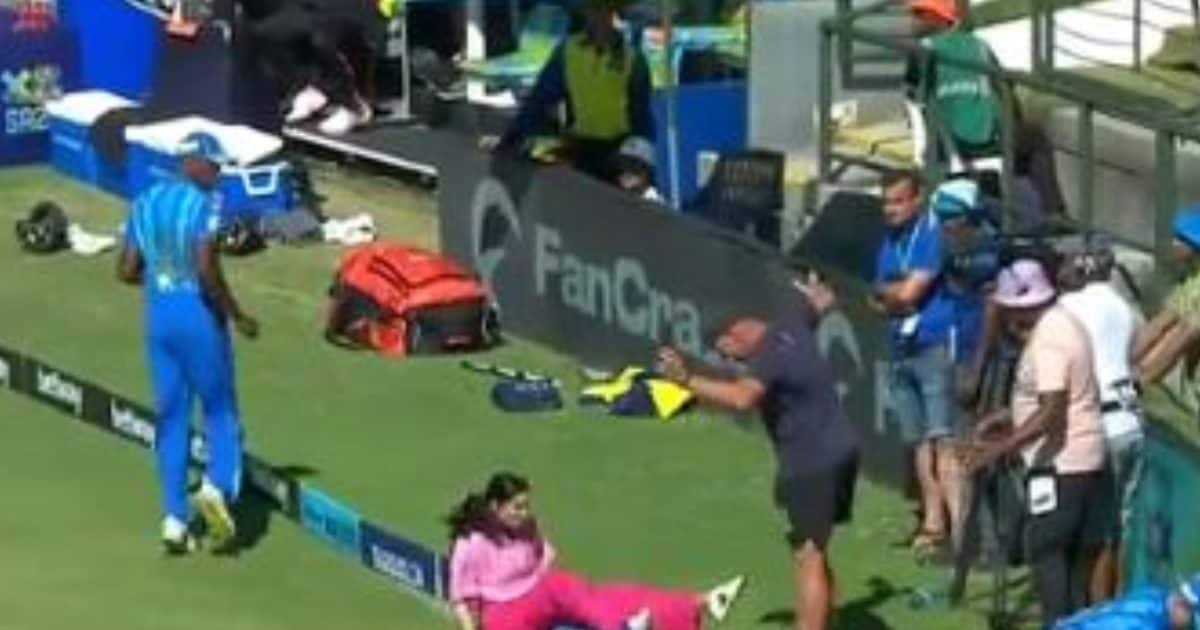 Pakistani female anchor collapses in LIVE match in South Africa… watch shocking VIDEO
