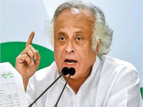 जयराम रमेश ने एक ट्वीट कर PM मोदी का समर्थन करने वाले एंटनी पर तीखे वार किए हैं. (File Photo)