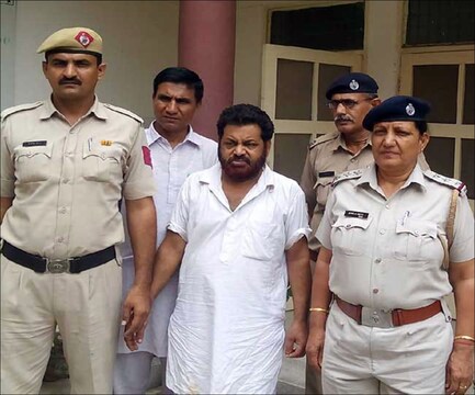 तंत्र-मंत्र के नाम पर महिलाओं के साथ दुष्कर्म करने वाले जलेबी बाबा उर्फ अमरपुरी को अब 9 जनवरी को सजा सुनाई जाएगी. 