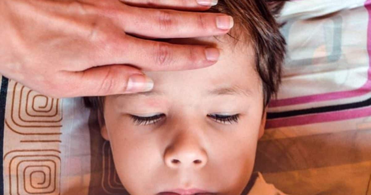 10 signs point towards illness in children, ignorance can increase your problems