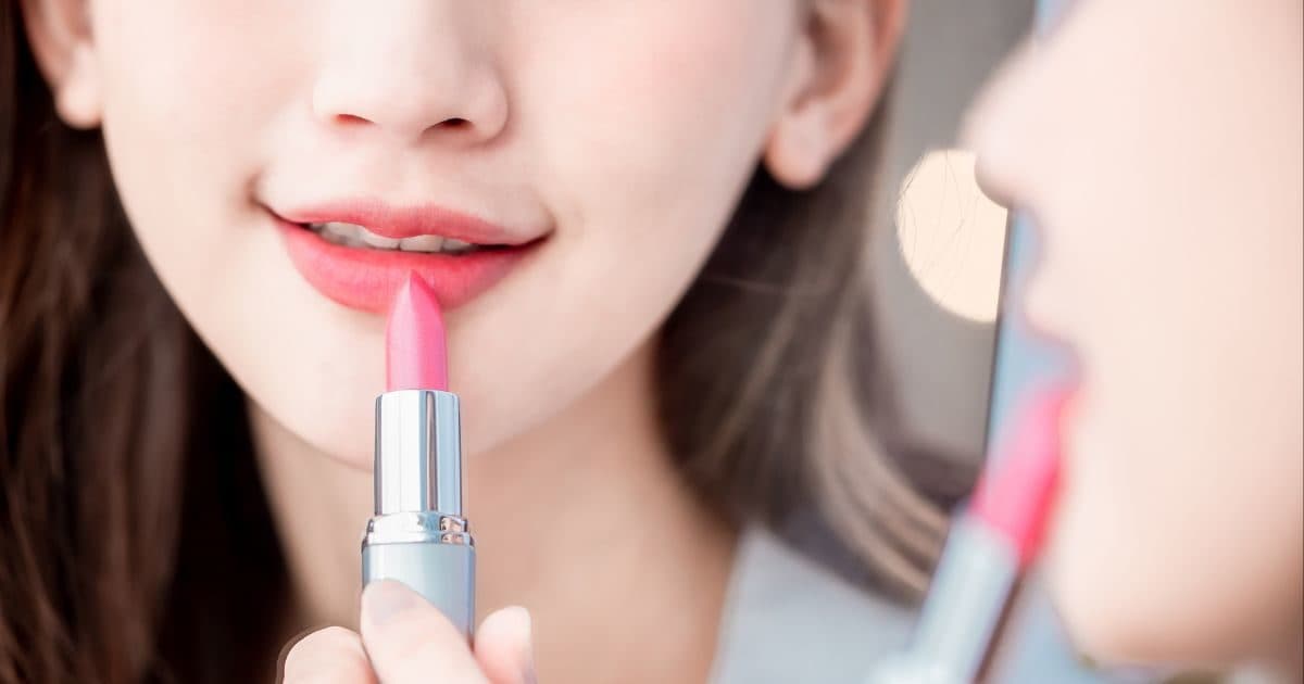 No need to reapply lipstick from morning to night, follow these 5 ways, the makeup will stay on even after hours