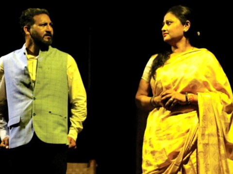 मुंबई थिएटर फेस्टिवल में दिल्ली के प्रसिद्ध थिएटर ग्रुप 'नटसम्राट' द्वारा तीन नाटकों का मंचन किया गया.