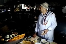 Street Food : फेमस हैं धौलपुर में ‘पंडित जी के भल्ले’, जायका ऐसा कि 50 सालों से मुरीद हैं लोग