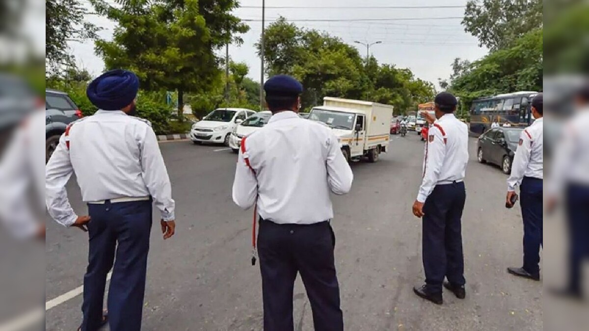 नोएडा-ग्रेटर नोएडा वालों ने खरीदी है पुरानी कार तो हो जाएं सावधान, ट्रैफिक पुलिस धड़ाधड़ सीज कर रही गाड़ियां