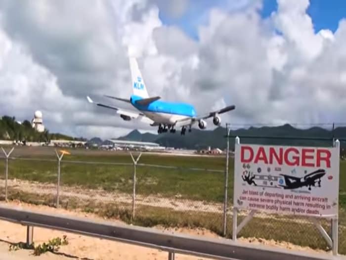 दुनिया का ये है 5 सबसे खतरनाक एयरपोर्ट, पायलट भी जाने से घबराते, मौत का