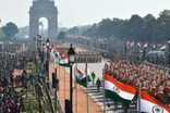 रिपब्लिक डे परेड देखना चाहते हैं? कितने की है टिकट और कैसे खरीदें, जानें...