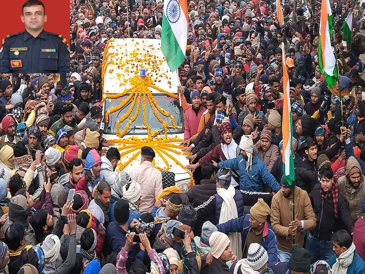 बरौली बाजार में श्रद्धांजलि देने पहुंचे हजारों लोग. इनसेट में शहीद दीपक कुमार सिंह.