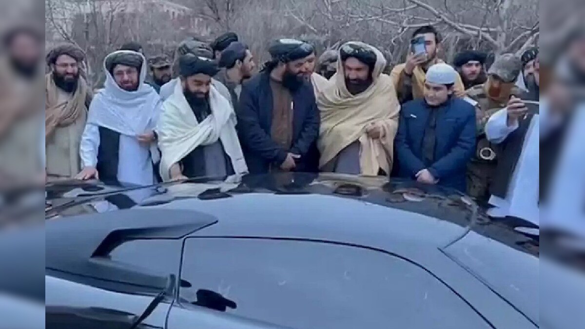 तालिबान ने बना डाली 'सुपरकार', ऐसी जुगाड़ देख दुनिया भी हैरान, करोड़ों की गाड़ी में बन गई सिर्फ... देखें VIDEO