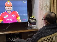 VIDEO : अब्‍बा हाथ मलते रह गए, टॉम करेन ने यूं छीना जीता हुआ मैच!