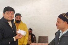 बागेश्वर धाम की पार्किंग का ठेका धीरेंद्र कृष्ण शास्त्री के परिवार को, भाई ने लाखों में लगाई बोली