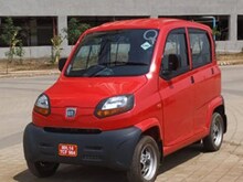 Bajaj ने बना दिया Nano का दूसरा रूप, मोटरसाइकिल की कीमत में आ जाएगी कार