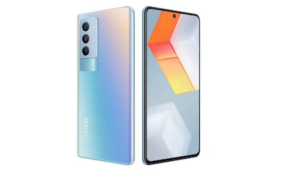  iQOO 9 SE को 33,990 रुपये में लॉन्च किया गया था. हालांकि, अभी ये डिवाइस Amazon पर 29,990 रुपये में लिस्टेड है. यानी इस पर 4,000 रुपये का डिस्काउंट दिया जा रहा है. इसके अलावा ग्राहक इस पर HDFC या SBI बैंक कार्ड के जरिए 2,000 रुपये का डिस्काउंट भी पा सकते हैं. ऐसे में फोन की प्रभावी कीमत 27,990 रुपये हो जाएगी.