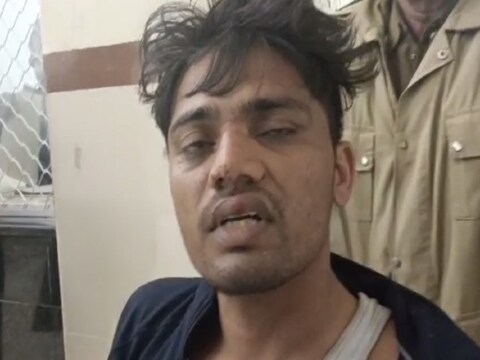 जोधपुर सेंट्रल जेल में कैदियों के हमले में घायल बंदी सुभाष बिश्‍नोई ने बताया कि उसने कई बार जेलर से मौखिक शिकायत की थी, लेकिन उसपर ध्‍यान नहीं दिया गया. (न्‍यूज 18 हिन्‍दी)