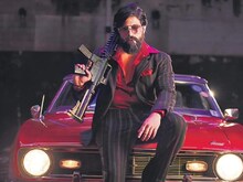 KGF के 'रॉकी भाई' को गाड़ियों में भी पसंद है 'खरा सोना', देखें Cars कलेक्शन