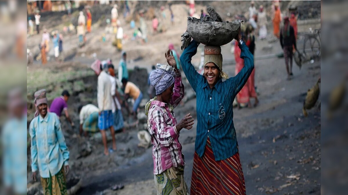 MGNREGA Wage: मनरेगा मजदूरों के लिए अच्छी खबर सरकार ने अलग-अलग राज्यों के लिए बढ़ाई मजदूरी दर