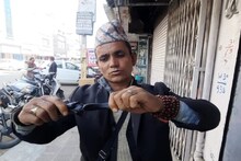 Bhilwara News: नेपाल के फेरीवाले बेच रहे शिलाजीत, आप भी कर सकते हैं असली-नकली की पहचान!
