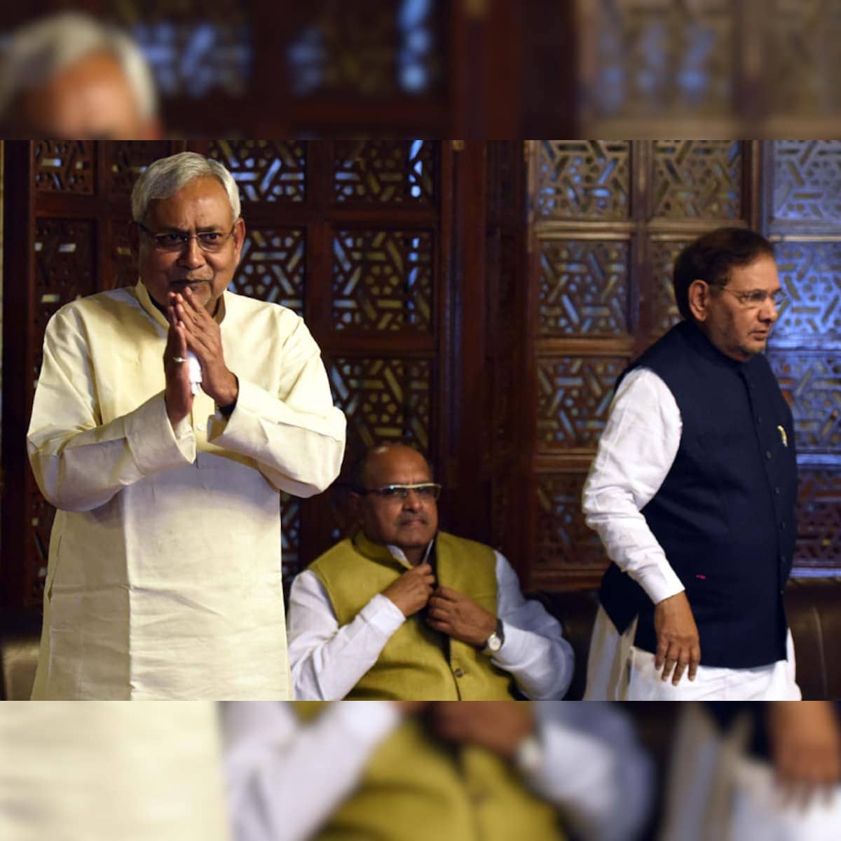 where is sharad yadav now, is sharad yadav alive, sharad yadav previous offices, sharad yadav net worth, sharad yadav wife, sharad yadav son, sharad yadav health, sharad yadav latest news, शरद यादव की बेटी, शरद यादव डॉ रेखा यादव, शरद यादव स्मृति ईरानी, शरद यादव का राजनीतिक जीवन क्या है, बीजेपी में कितने यादव सांसद हैं, शरद यादव फैमिली, शरद यादव अभी कहां है