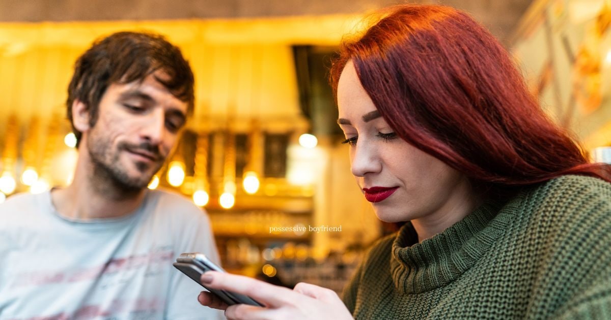 Is your boyfriend too possessive about you? Learn from these 6 signs