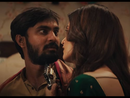 Kuttey Movie Review, Kuttey, Movie Review, Kuttey Movie Review in hindi, vishal bharadwaj, Tabu