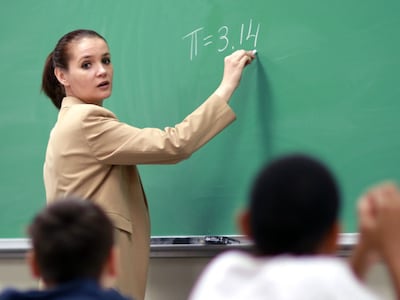 Government Teacher: कितने साल के अभ्यर्थी बन सकते हैं शिक्षक, जानिए.