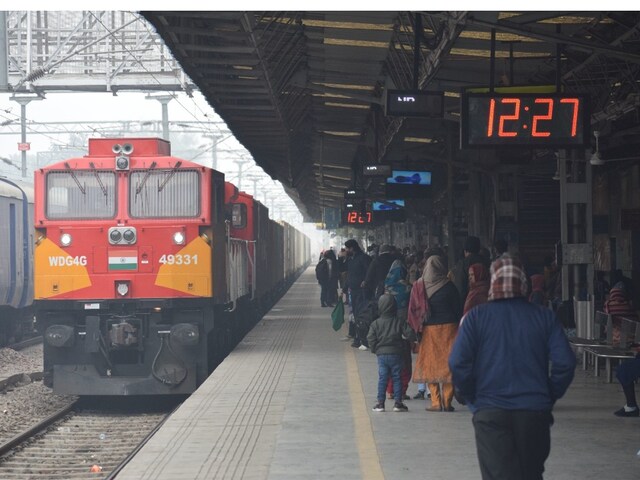 Indian Railway : स्लीपर और 3rd AC में सीनियर सिटीजन को मिलेगी छूट