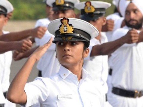 Indian Navy Recruitment 2023: इंडियन नेवी में 249 पदों पर भर्ती हो रही है.