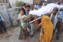 इकलौते भाई की ​अर्थी को कंधा देने वाला कोई पुरुष नहीं था घर में, बहनें अर्थी लेकर निकलीं तो हर आंख हो गई नम