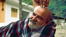 Nainital News: कम समय में बनना है अमीर? तो आजमाएं नीम करौली बाबा के ये 3 उपाए