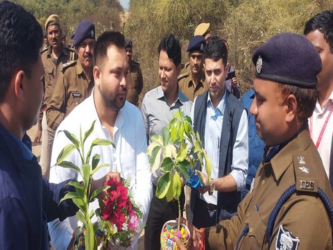 बिहार के डिप्टी सीएम तेजस्वी यादव ने सीएम के पद को लेकर बयान दिया है