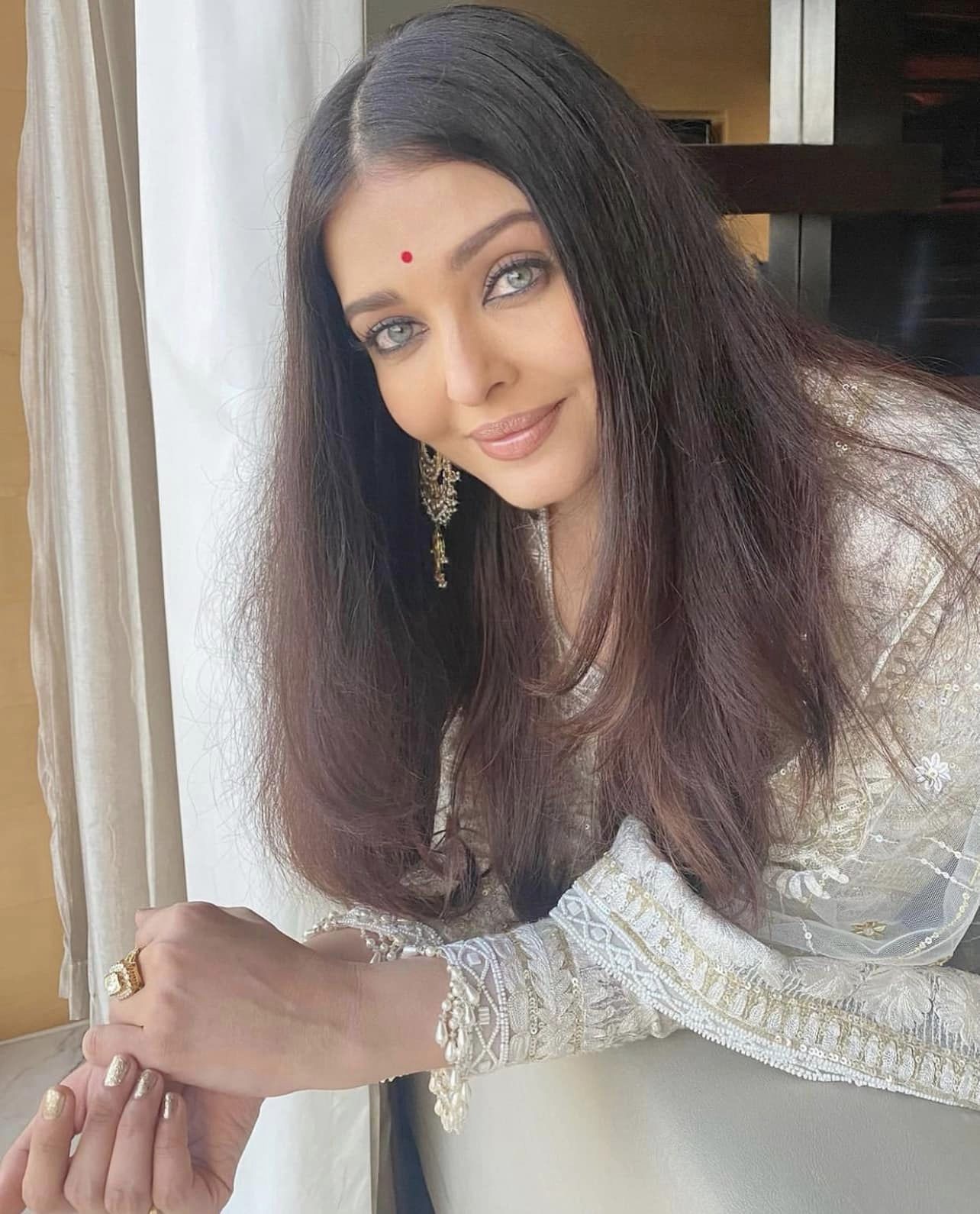 Aishwarya Rai Bachchan facebook