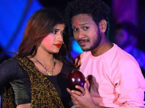 अश्लील गाने से रातों-रात पॉपुलर, खेसारी से पवन सिंह के लिए बना था खतरा!