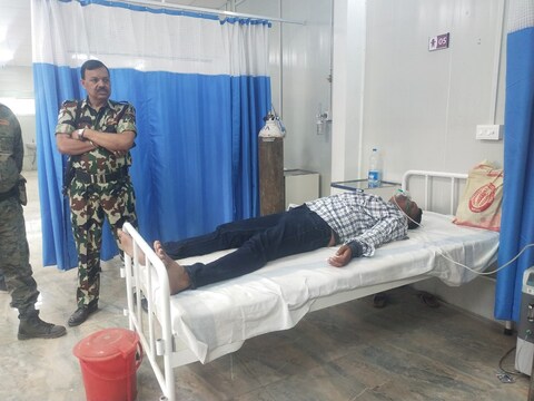 अस्पताल में भर्ती एसआई खलील. 