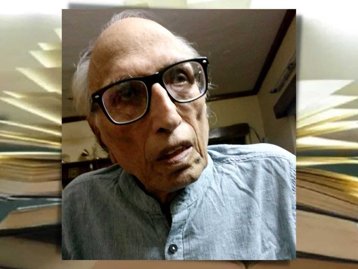 Dr Bashir Badr celebrates 87th Birthday Life and work of Famous Urdu poet by his wife Dr Rahat Badr - बशीर बद्रः हमें और कितनी दूर जाना है अब, अब हमारा सफर