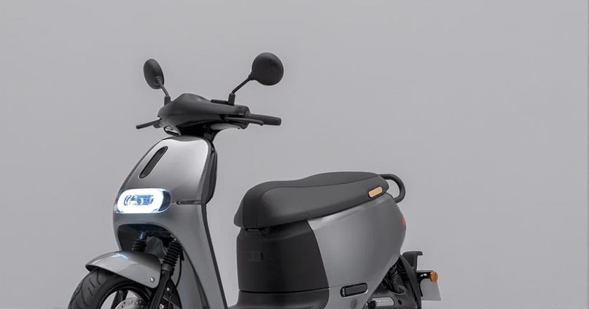 Gogoro Launched Electric Scooter Series 2 Range 170 Km Battery Swipe ...