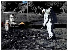 जब चांद पर एस्ट्रोनॉट खेलने लगे गोल्फ, NASA को भी नहीं थी इसकी जानकारी
