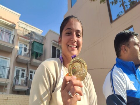 तीरंदाजी में महारत हासिल कर चुकी हरियाणा के करनाल की बेटी रिद्धी ने खेलो इंडिया में एक बार फिर गोल्ड मेडल जीता.
