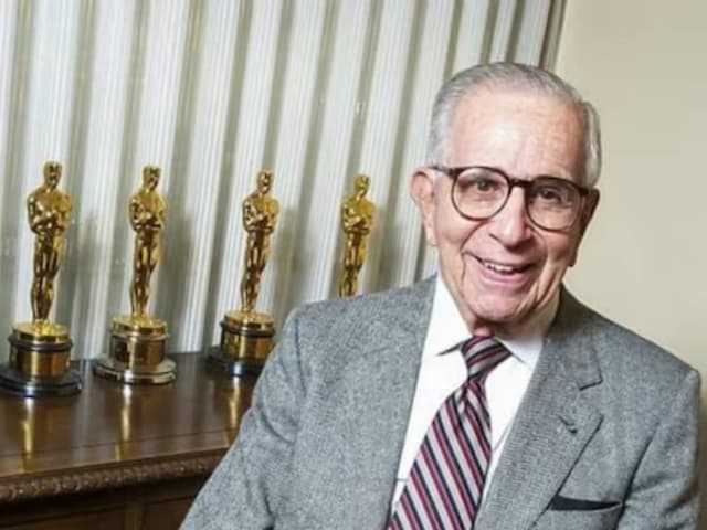 This filmmaker died at the age of 101, won 4 Oscar Awards, Ak This filmmaker died at the age of 101, won 4 Oscar Awards, Ak