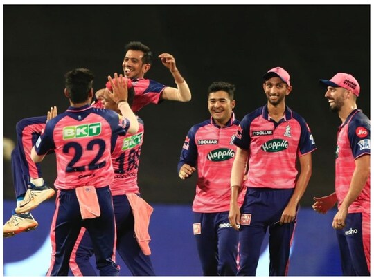 राजस्थान रॉयल्स को IPL 2023 शुरू होने से पहले लगा बड़ा झटका (Prasidh Krishna/Instagram)