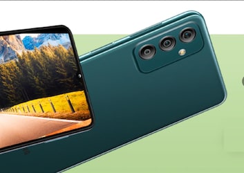  फ्लिपकार्ट की ये डील स्टैंडर्ड 4GB रैम और 128GB मेमोरी वेरिएंट पर नहीं है, बल्कि इसके 6GB RAM और 128GB, वेरिएंट पर है. इसका मतलब आप किफायती कीमत पर ज़्यादा मेमोरी, 5जी कनेक्टिविटी और खास फीचर पा सकते हैं.