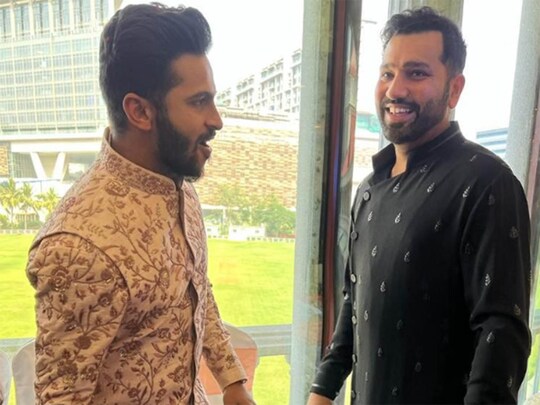 शार्दुल और रोहित शर्मा का करियर दिनेश लाड ने बनाया था. (Rohit Sharma Twitter)
