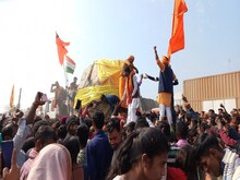PHOTOS: शालिग्राम शिला के दर्शन, पूजन व पुष्प अर्पण को उमड़ पड़े श्रीराम भक्त