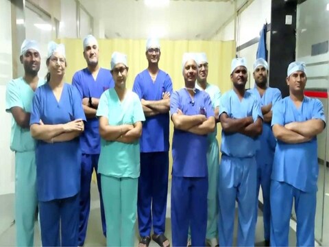 Success story transplanted new penis by making on hand of cancer patient  big operation done in jaipur completed in 8 hours - Success Story: प्राइवेट  पार्ट में हो गया था कैंसर, डॉक्‍टरों