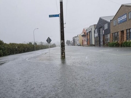 New Zealand Emergency: न्यूजीलैंड में चक्रवात के कारण राष्ट्रीय आपदा की घोषणा. (Image: ANI)